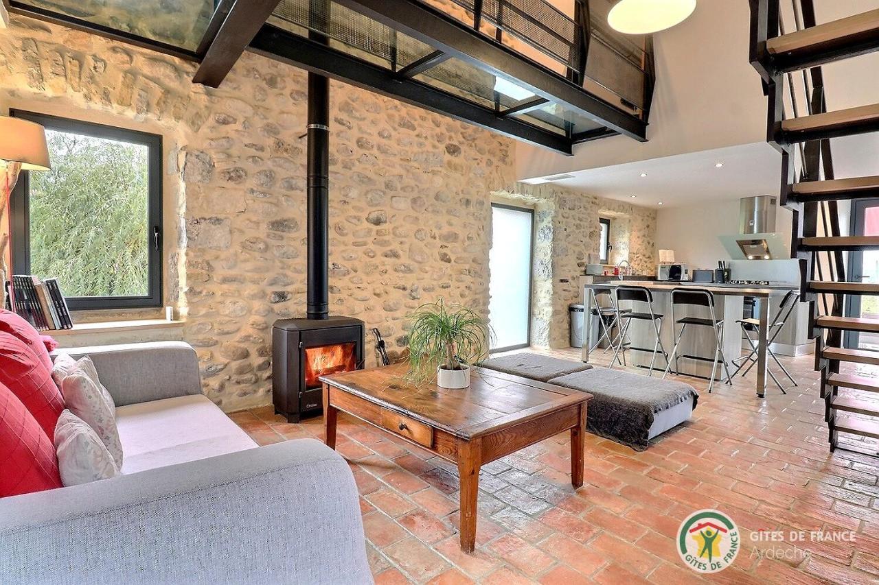 Villa L'envol des papillons à Grospierres Extérieur photo
